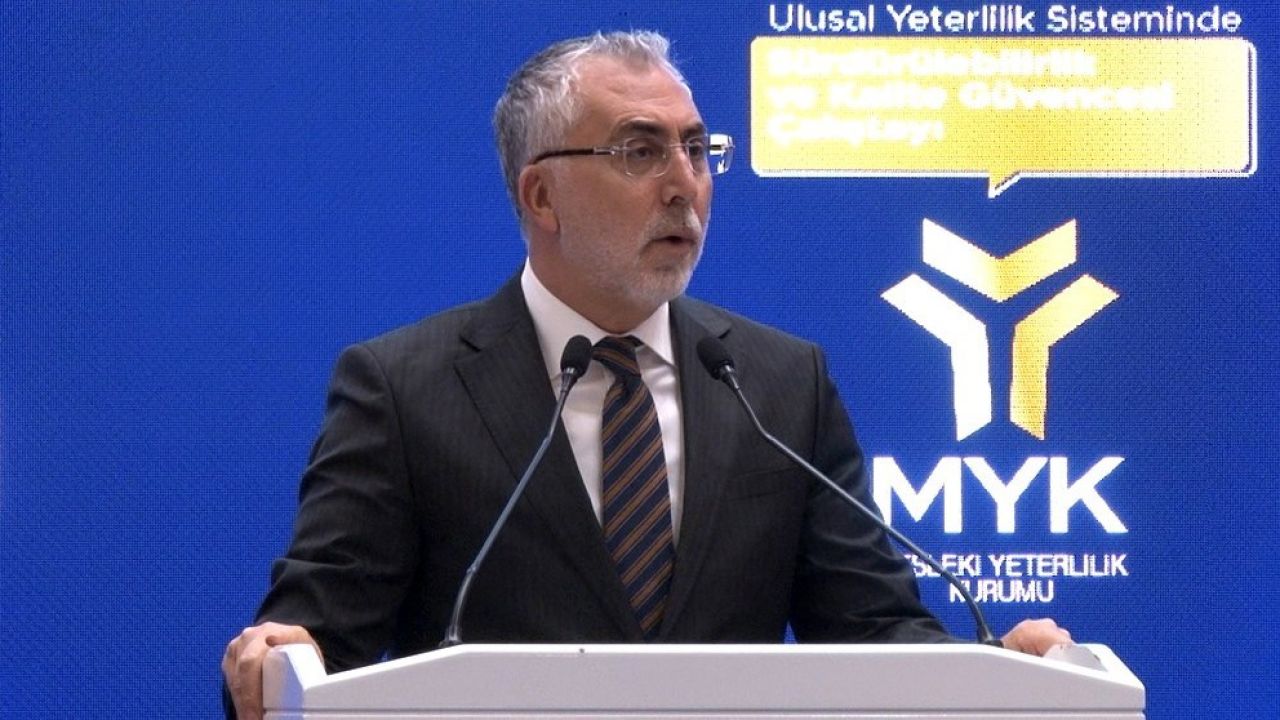 Bakan Işıkhan: "SGK’ya olan borçlarda mevcutta 36 ay olan tecil-taksitlendirme süresini 72 aya çıkarıyoruz"