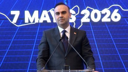 Bakan Kacır: "Ülkemiz en az 5 üretim tesisiyle yıllık 20 gigavatın üzerinde güneş hücresi üretim kapasitesine erişecek"
