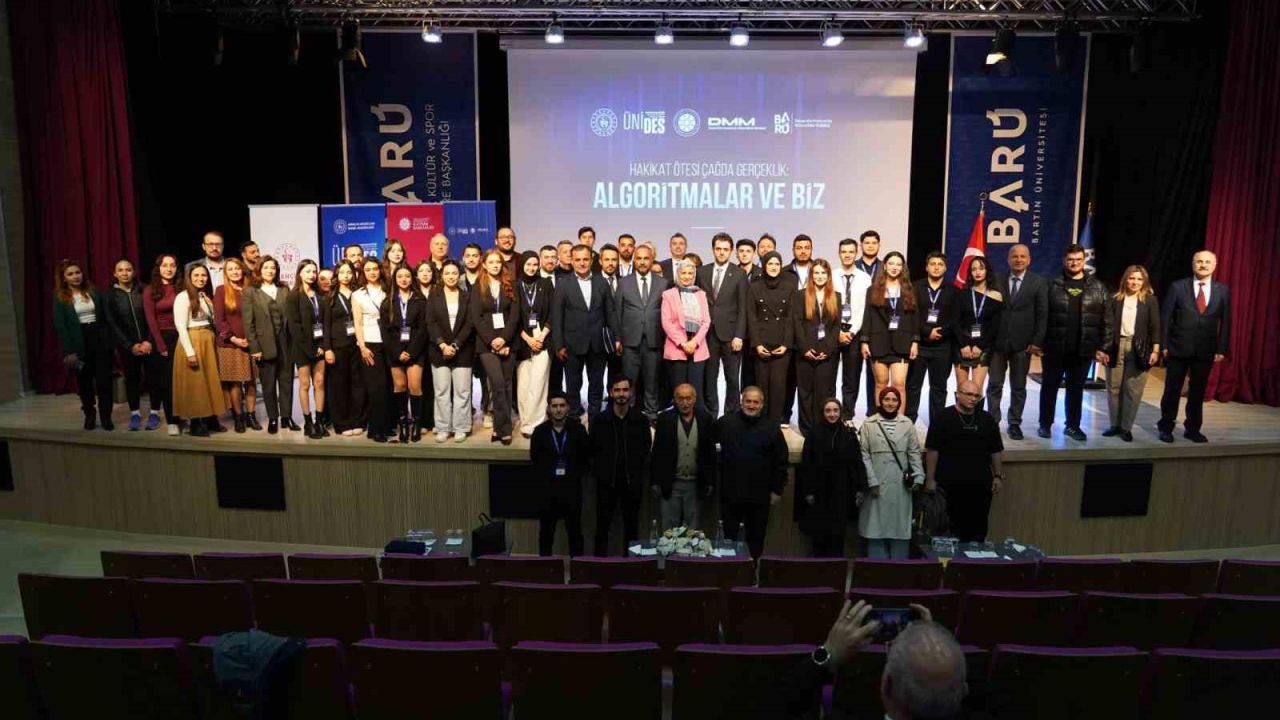BARÜ’de dijital çağda dezenformasyonla mücadele anlatıldı
