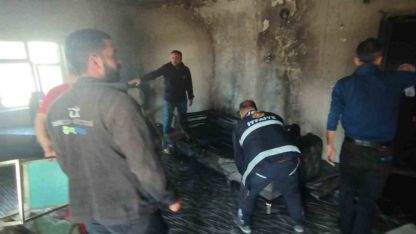 Başkale’de ev yangını
