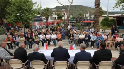 Başkan Ertaş mahalle mahalle vatandaşlarla buluşuyor