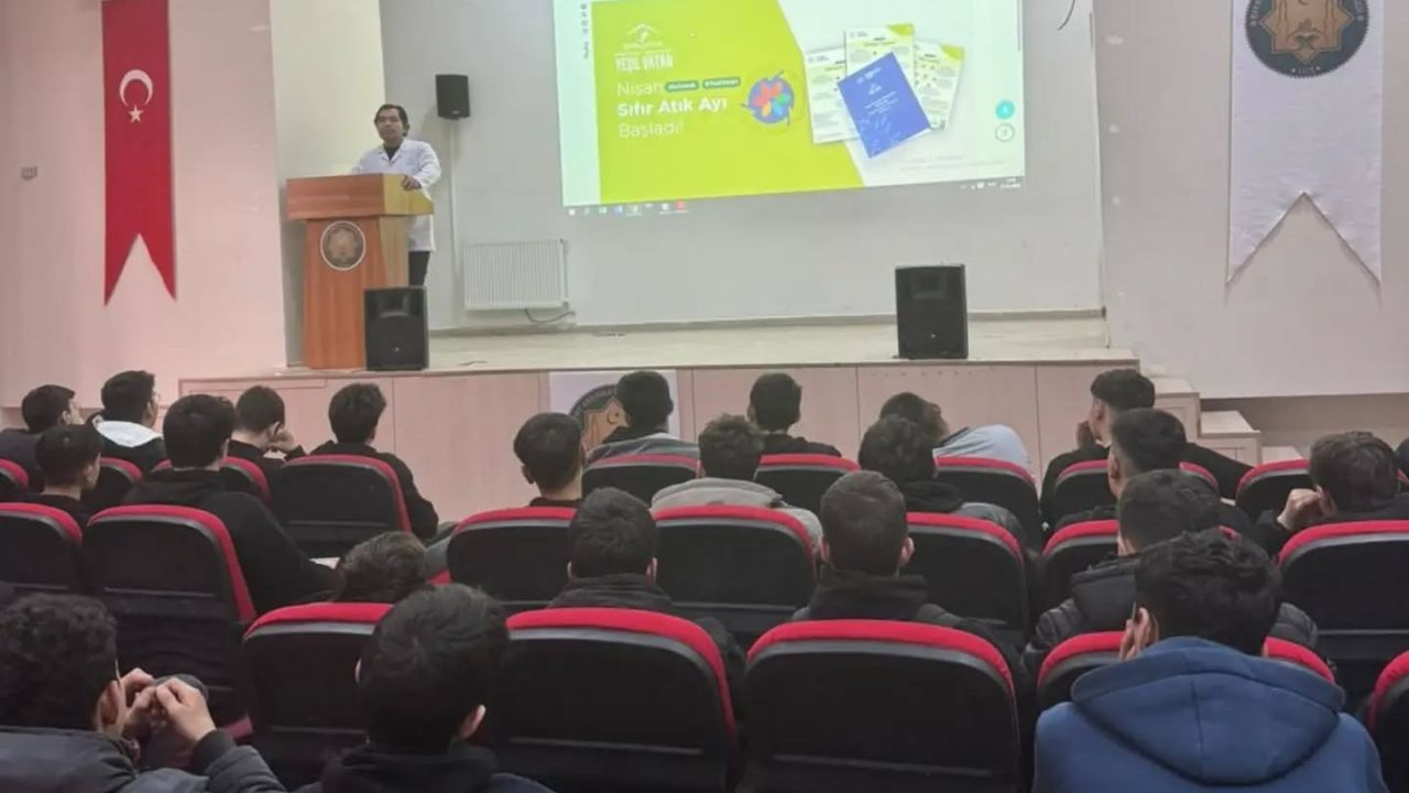 Bayburt İHL öğrencilerine sıfır atık bilinci anlatıldı