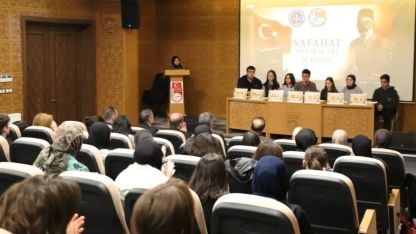 Bayburt’ta öğrenciler Safahat’ı yorumladı