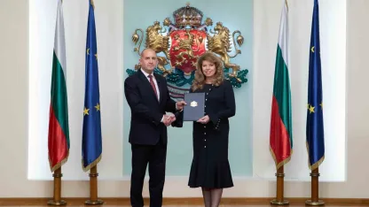 Bulgaristan’da seçimlerin galibi Radev’e hükümeti kurma görevi verildi