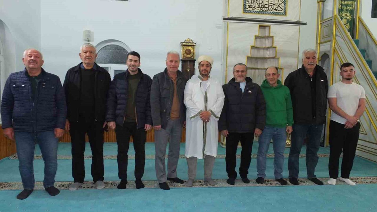Burhaniye’de Müftü Tüfekçioğlu cami gezilerine başladı