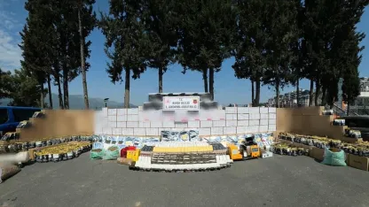 Bursa’da kaçak tütün operasyonu: Milyonlarca makaron ele geçirildi