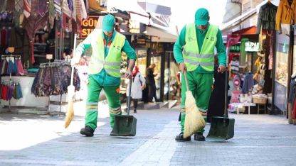 Bursa’nın dünyaca ünlü tarihi alanlarına özel temizlik ekibi