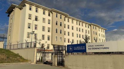 Çorum’da yurtta yemek yedikten sonra rahatsızlanarak hastaneye başvuran öğrenci sayısı 77’ye yükseldi