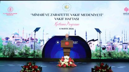 Cumhurbaşkanı Erdoğan: "Yönettiği şehri haraca bağlayanlara ses çıkarmayıp, bu milletin evlatları için samimiyetle koşturanlara engel çıkaranları sadece maşeri vicdana havale ediyoruz"