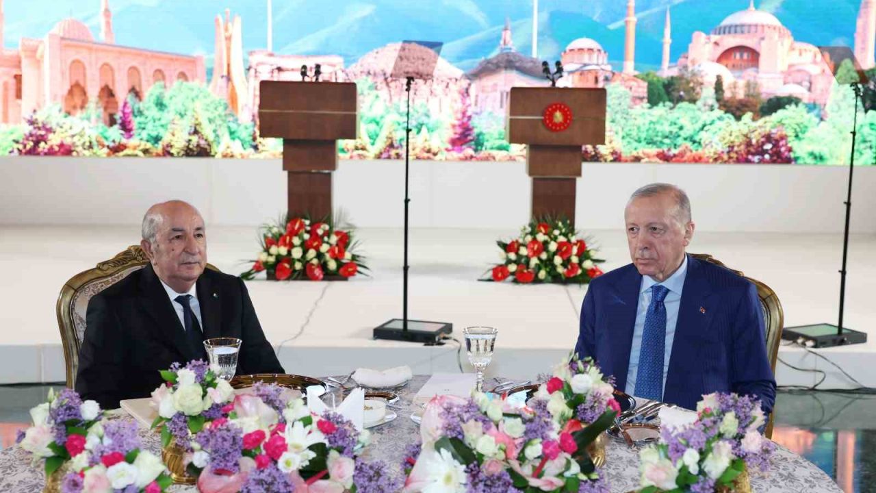 Cumhurbaşkanı Erdoğan’dan Cezayir Cumhurbaşkanı Tebbun’a Devlet Nişanı