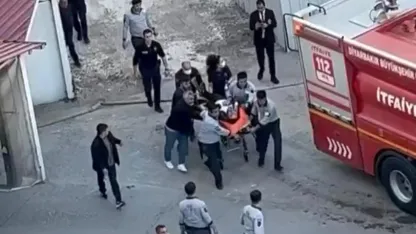 Diyarbakır’da inşaat halindeki otelde yangın: 13 kişi dumandan etkilendi