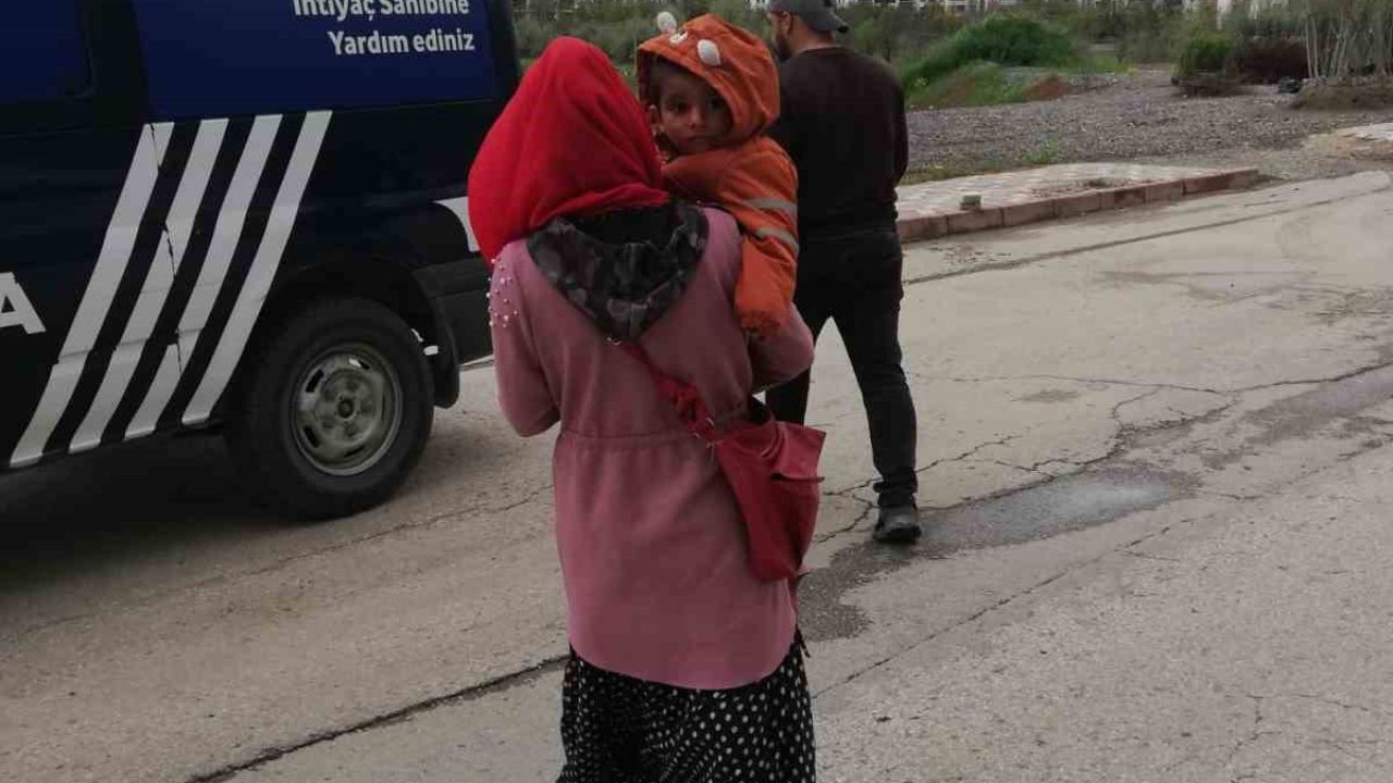 Elazığ’da zabıtadan dilencilere yönelik operasyon