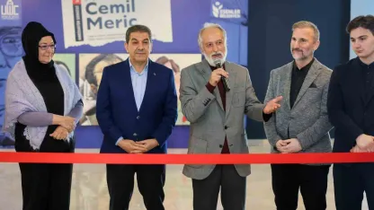 Esenler’de Cemil Meriç karikatür sergisi sanatseverlerle buluştu