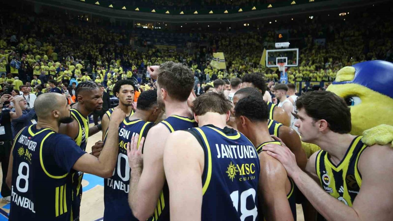 Fenerbahçe, 8. kez Final Four için parkede