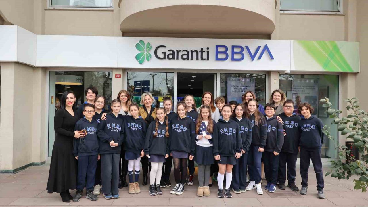 Garanti BBVA şubelerini öğrencilere açıyor