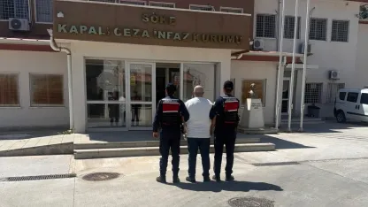 Hakkında 10 yıl hapis cezası bulunan firari JASAT’a takıldı