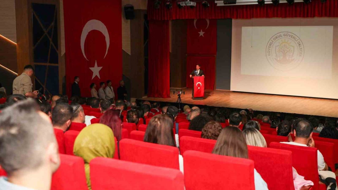 Hatay’da güvenli okul güvenli gelecek projesi hayata geçirildi
