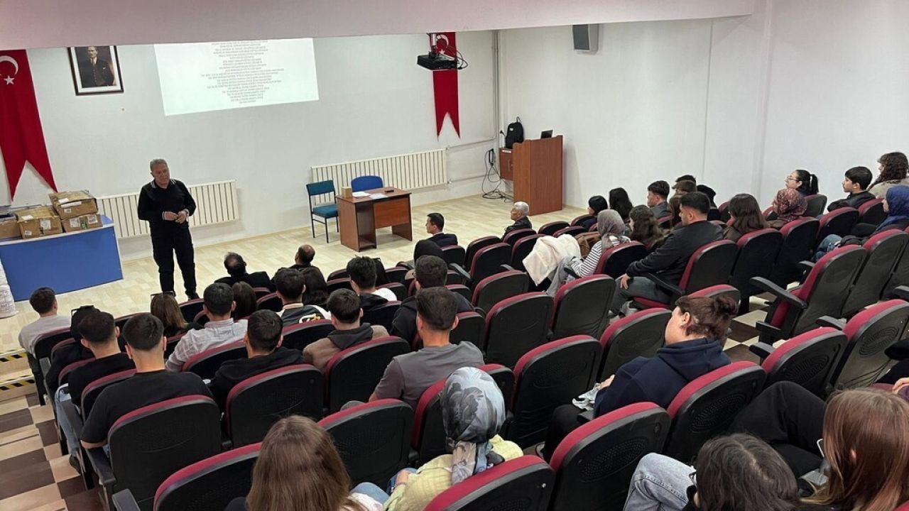 Hisarcık MYO’da "İSG Kariyer Köprüsü: Okuldan Sahaya" başlıklı söyleşi düzenlendi