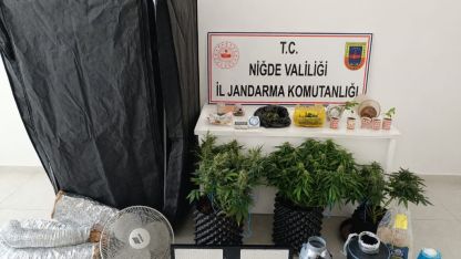 İklimlendirme sistemiyle yasa dışı ekim yapan 4 şüpheli gözaltına alındı