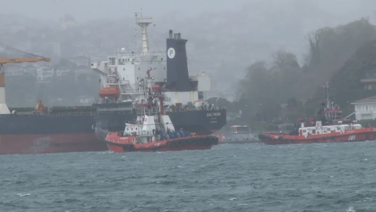 İstanbul Boğazı’nda arıza yapan gemi kurtarıldı