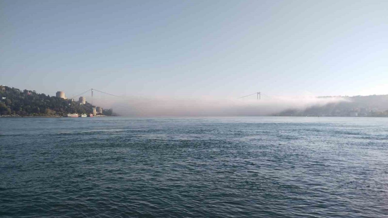 İstanbul Boğazı’nda yoğun sis