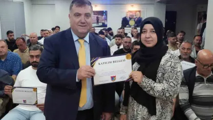 İzmir’deki taksiciler müşteri memnuniyeti için eğitimden geçiyor