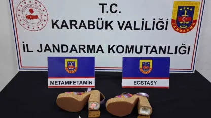 Kadın ayakkabısının topuğundan uyuşturucu çıktı: 3 şüpheli adliyede