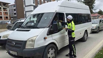 Kavak’ta trafik ekiplerinden bilinçlendirme çalışması