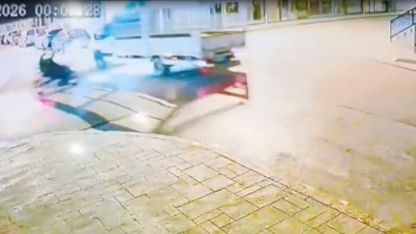 Keşan’da 2 kişinin yaralandığı kaza güvenlik kamerasına ansıdı