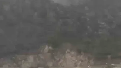 Kilometrelerce ters yönde ilerledi, kaza kıl payı atlatıldı
