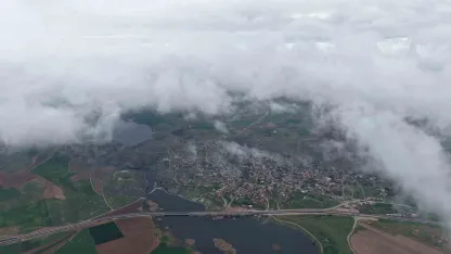 Kızılırmak Vadisi’nde sis bulutları görsel şölen oluşturdu