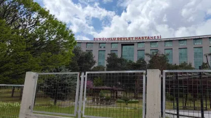 KYK yurdunda kalan 55 öğrenci zehirlenme şüphesiyle hastaneye başvurdu