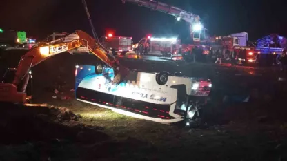 Malatya’da yolcu otobüsü devrildi: 4 ölü, çok sayıda yaralı
