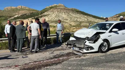 Mardin’de iki araç çarpıştı: 1 yaralı