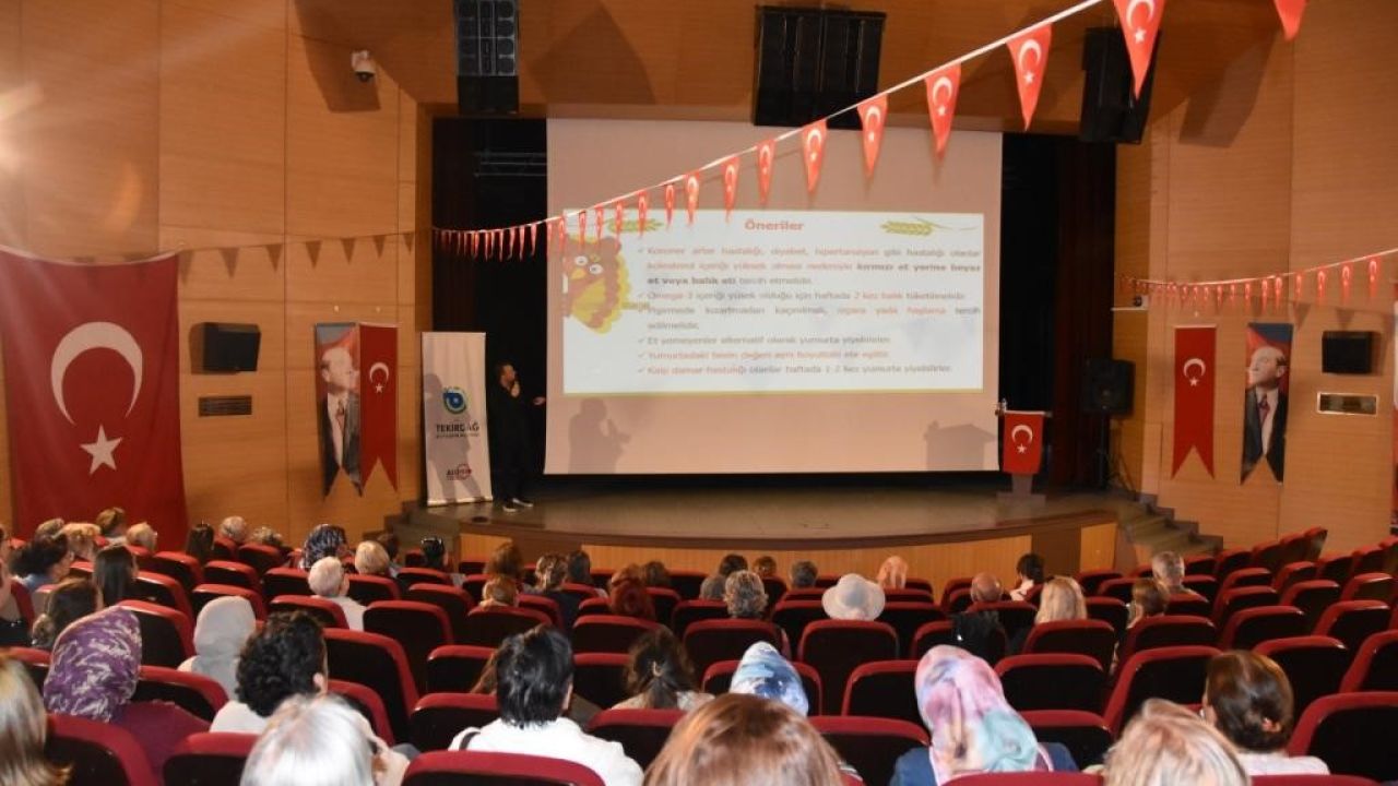 Muratlı’da sağlıklı beslenmenin temel ilkelerin anlatıldı