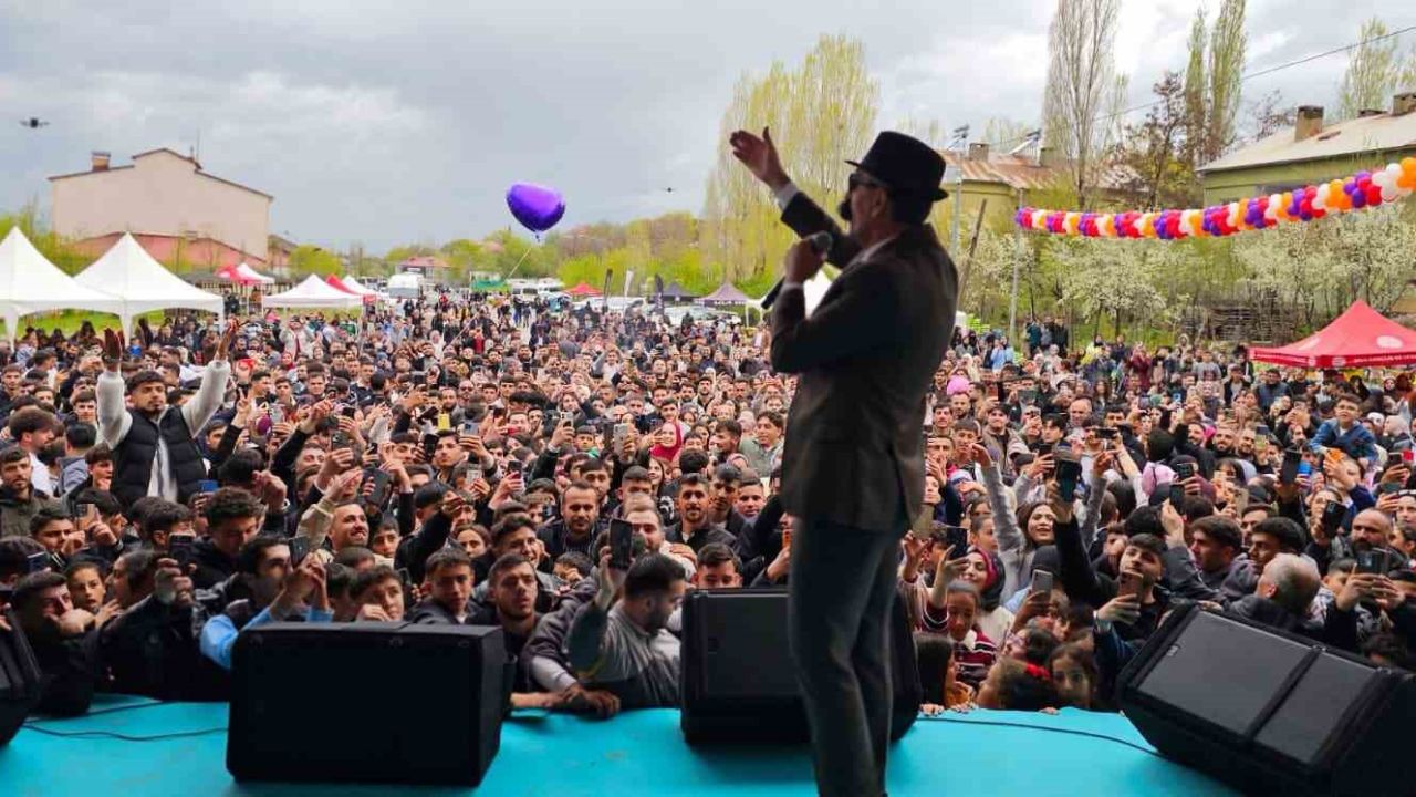 Muş’ta 8. Lale Festivali coşkuyla kutlandı