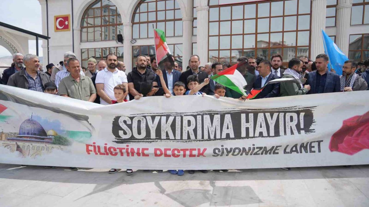 Niğde’de Sumud Filosu’na destek: "Bu müdahale sadece bir filoya değil, insanlık vicdanına yapıldı"