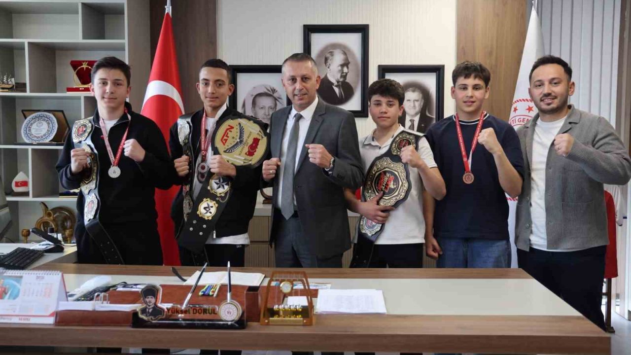 Niğdeli muaythai sporcularından Türkiye dereceleri