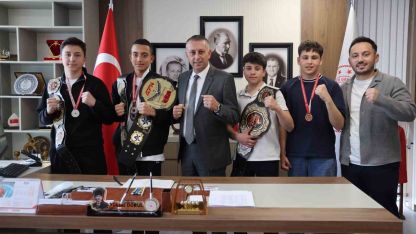 Niğdeli muaythai sporcularından Türkiye dereceleri