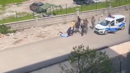 Okul çevresinde peş peşe silah sıkıldı, öğrenciler ve veliler korku dolu anlar yaşadı