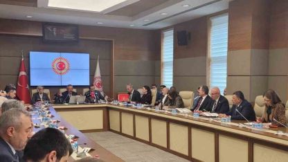 Okul saldırılarını araştırmak için kurulan komisyon çalışma takvimini görüşmek üzere toplandı