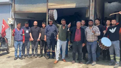 Osmaniye’de sanayi esnafından 1 Mayıs’a davul zurnalı kutlama