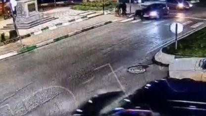 Otomobilin yayaya çarpma anı güvenlik kamerasında: 1 ölü
