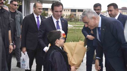 Sağlık Bakanı Memişoğlu: "Bitlis’ten başka ile hasta gitmesini engelleyecek şekilde bütün planlamalarımızı yapacağız"