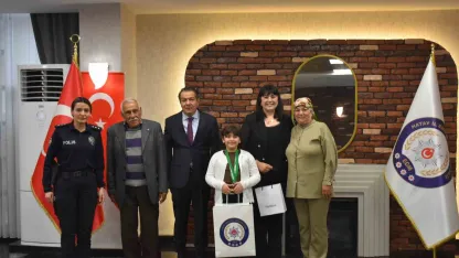 Şehit kızı polis teşkilatına gurur yaşattı