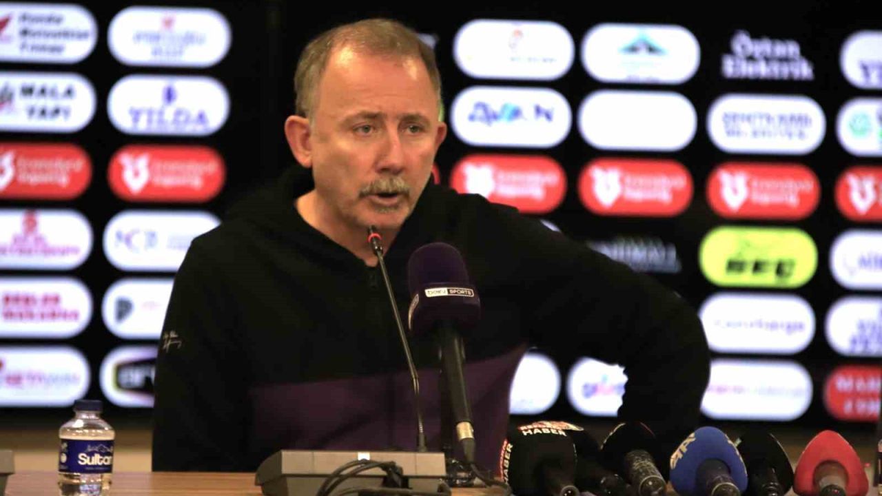 Sergen Yalçın: "Bugün en önemli şey 3 puandı"
