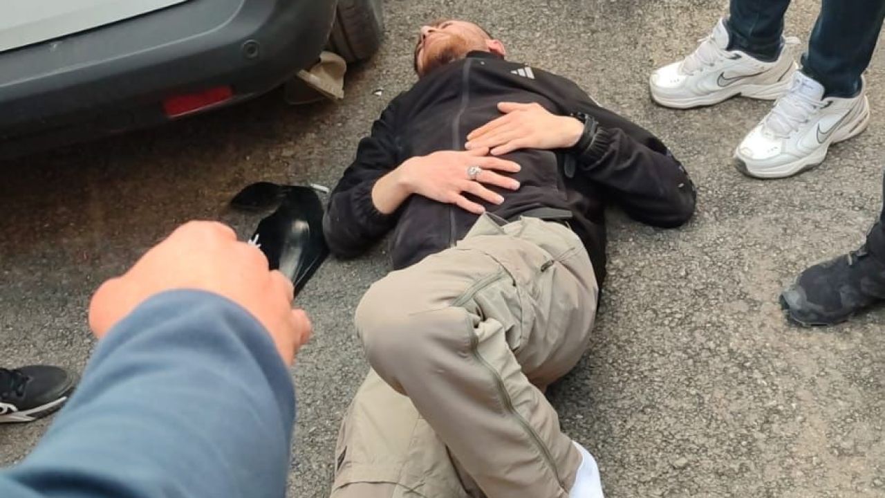 Siirt’te transit araçla çarpışan motosikletli yaralandı
