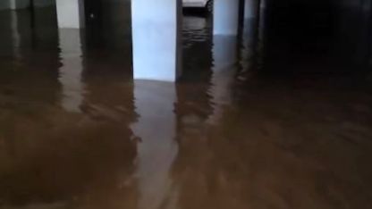 Süper hücre fırtınasının vurduğu Gaziantep’te bina otoparkları çamurla doldu
