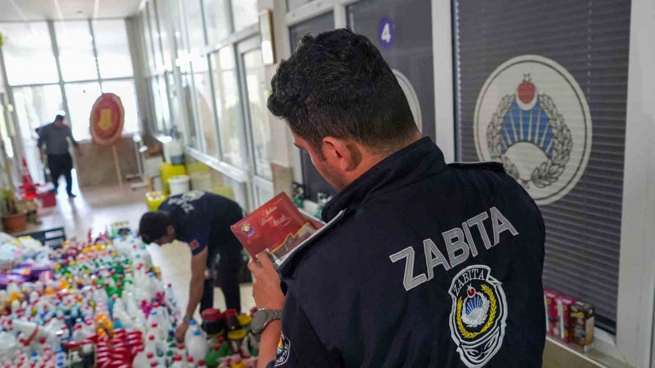 Tarsus’ta 6 bin 167 sağlıksız ürüne el konuldu
