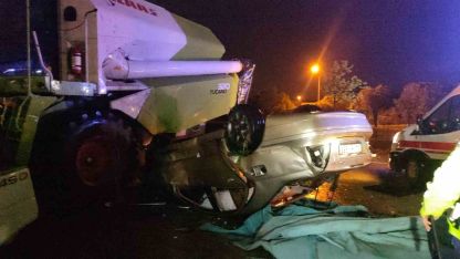 Tekirdağ’da taklalar atan otomobilin fuar alanına uçtuğu kaza kamerada
